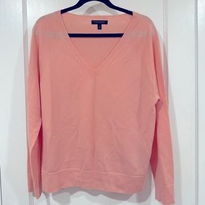 Banana Republic women’s V-neck Sweater - Pink